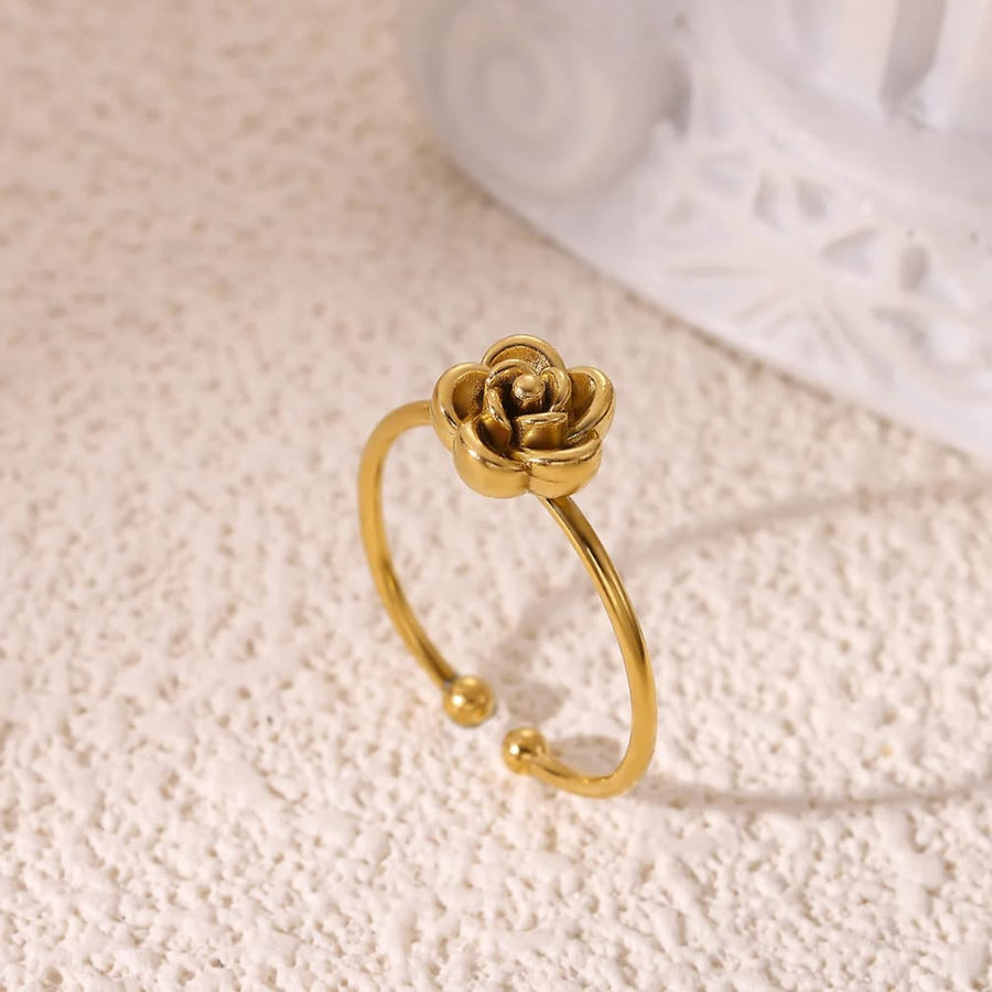 Elegant Golden Rose Adjustable Ring – Floral Minimalist Jewelry
